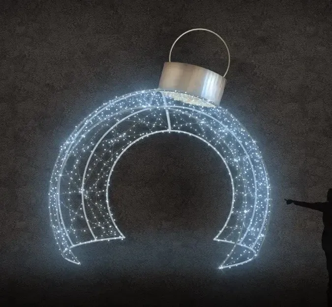 LED světelná koule, průchozí, 350 cm, ledově bílá, 36V,40W, 15kg,z 5 dílů