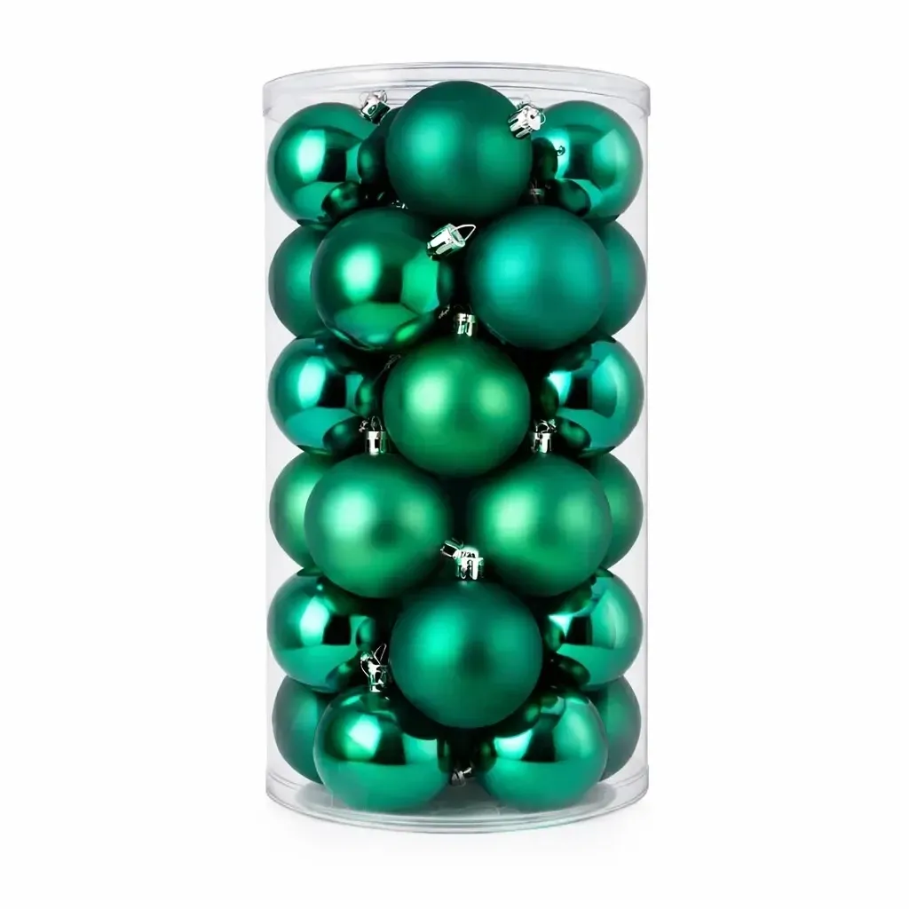 Karácsonyi díszek páva zöld 8 cm-es műanyag gömbök, 12× fényes, 12× matt, 24 db-os csomagolásban.
