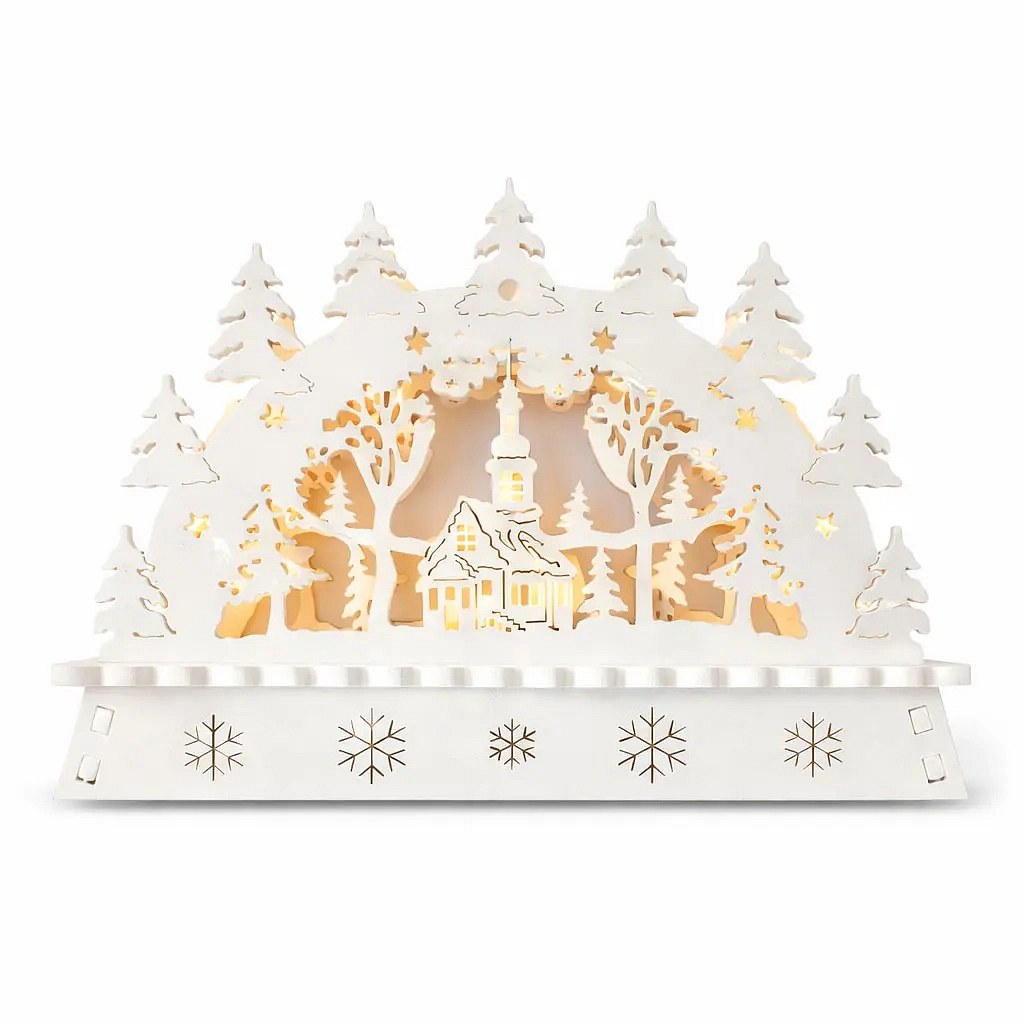 LED karácsonyi ablakdísz, erdőben álló templom, fából, 15 × 11 × 5 cm, meleg fehér fény, 2 db AA elemmel működik
