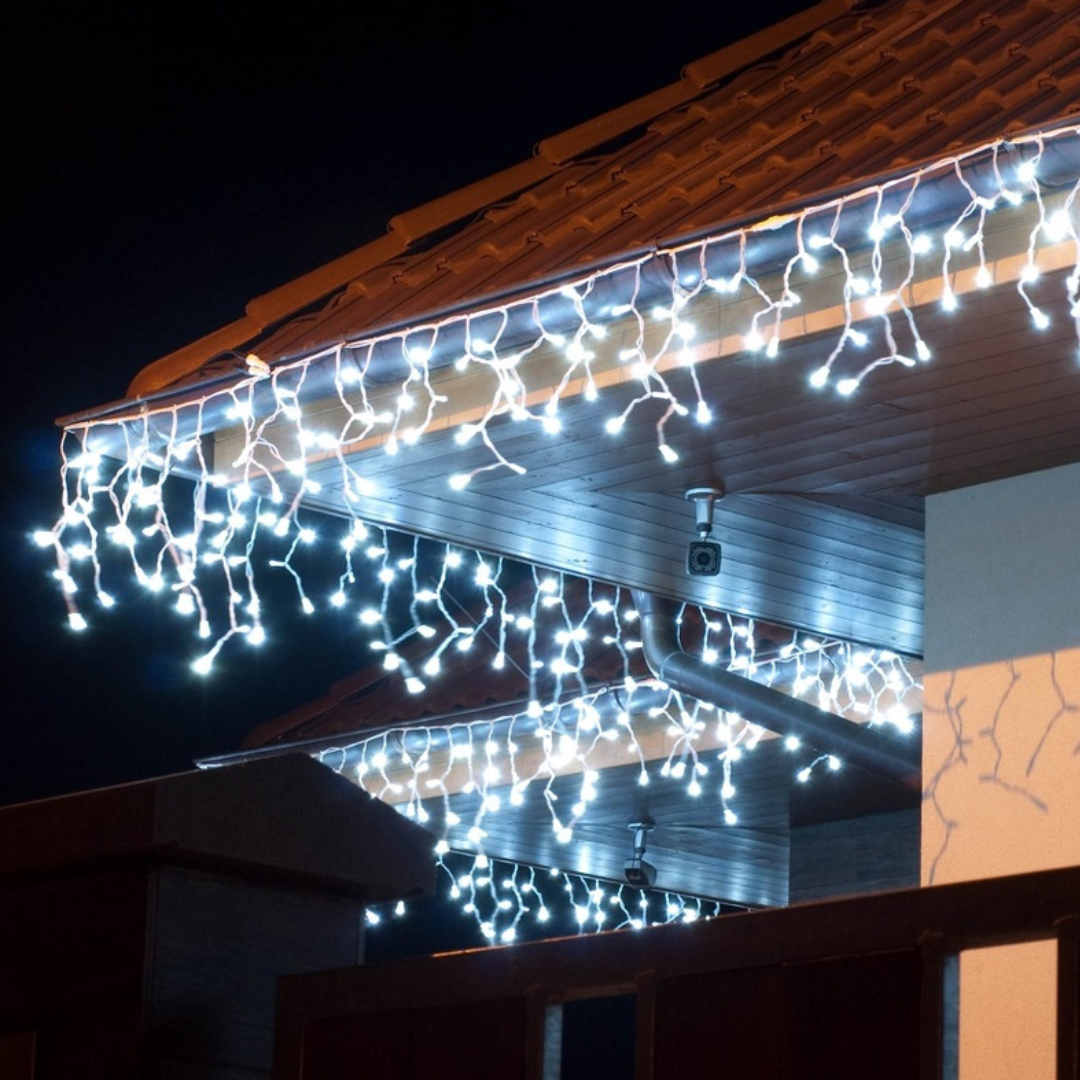Easy Fix kültéri LED-jégcsapok, világító, FLASH, 300 × 50 cm, jégfehér, 114 diód, IP67, fehér kábel, összekapcsolható