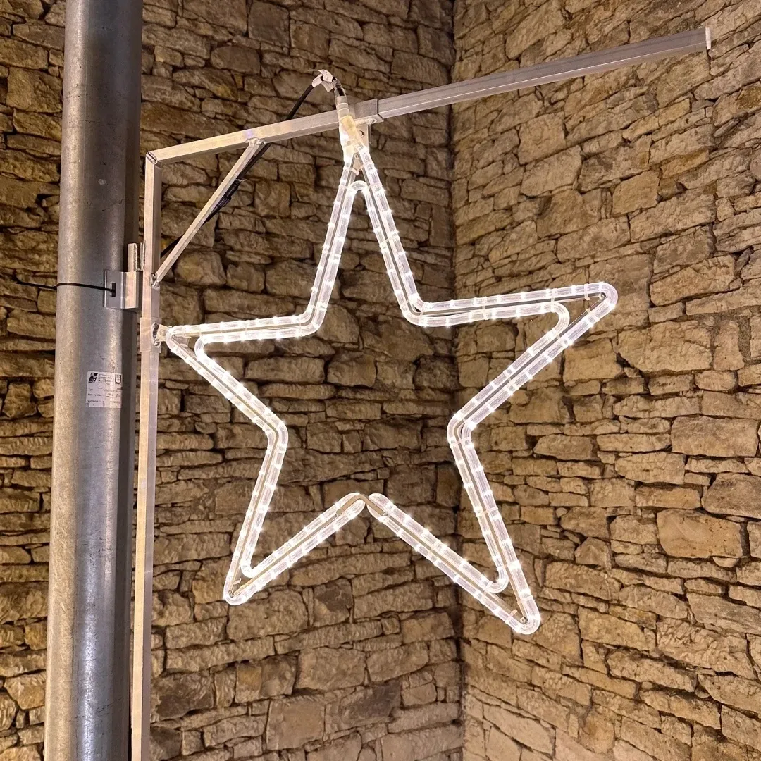 Easy Fix 2D LED csillagfény, Ø 74 cm, meleg fehér, dekoráció közvilágításhoz, alumínium