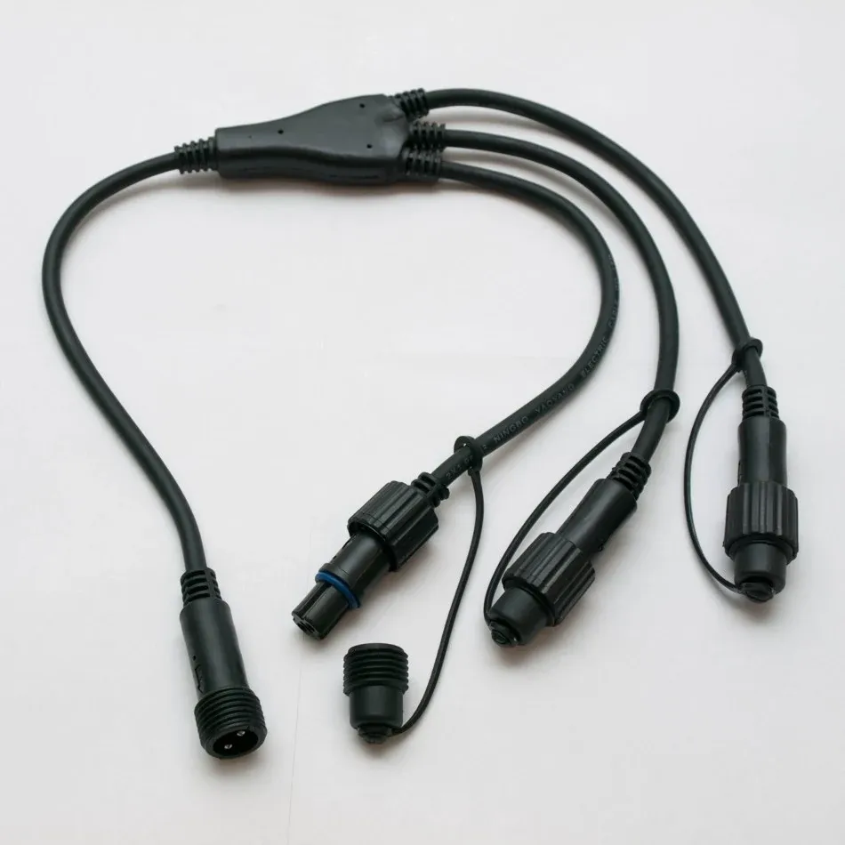 Easy Fix T hub, 3 kimenet, fekete, IP44